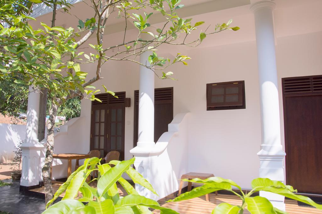Garden Inn Mirissa Extérieur photo